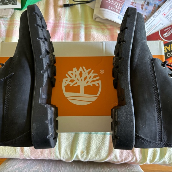 Timberland Black Boys Boots - Picture 3 of 4